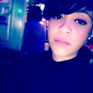 Meet your Posher, Amalia